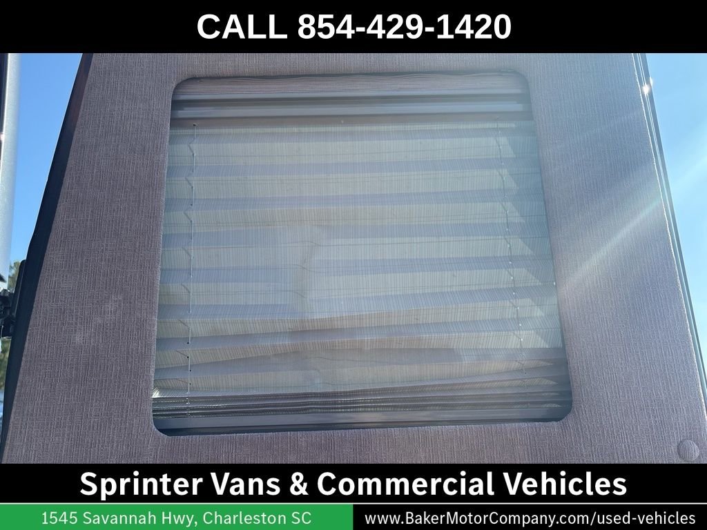 Used 2016 Gray Mercedes-Benz Road Trek image 33