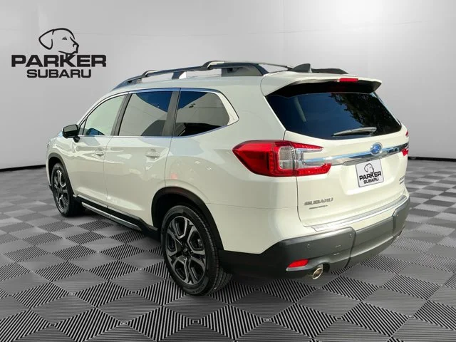Used 2023 Crystal White Pearl Subaru Limited image 3