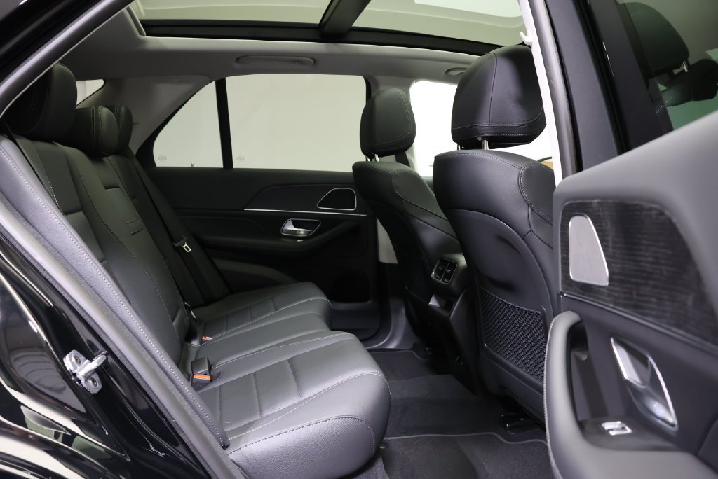 Certified Used 2026 Black Mercedes-Benz GLE 350 image 54