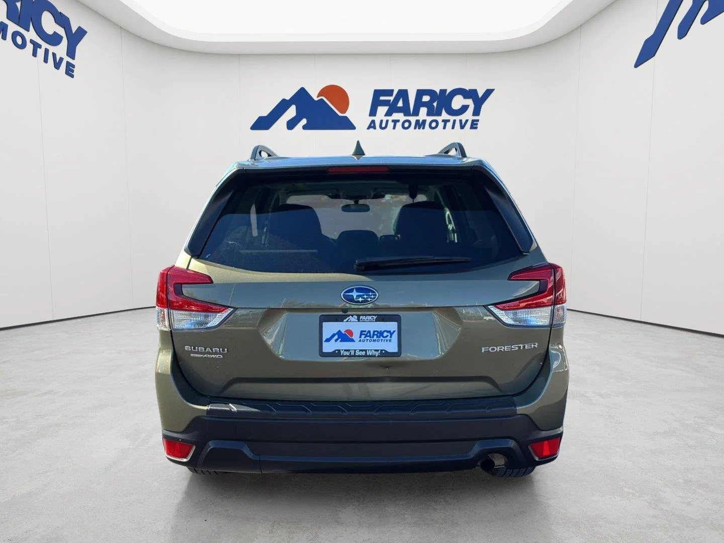 Used 2023 Autumn Green Metallic Subaru Premium image 6