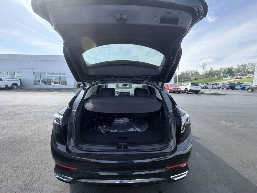 New 2026 Ebony Twilight Metallic Buick Avenir image 28