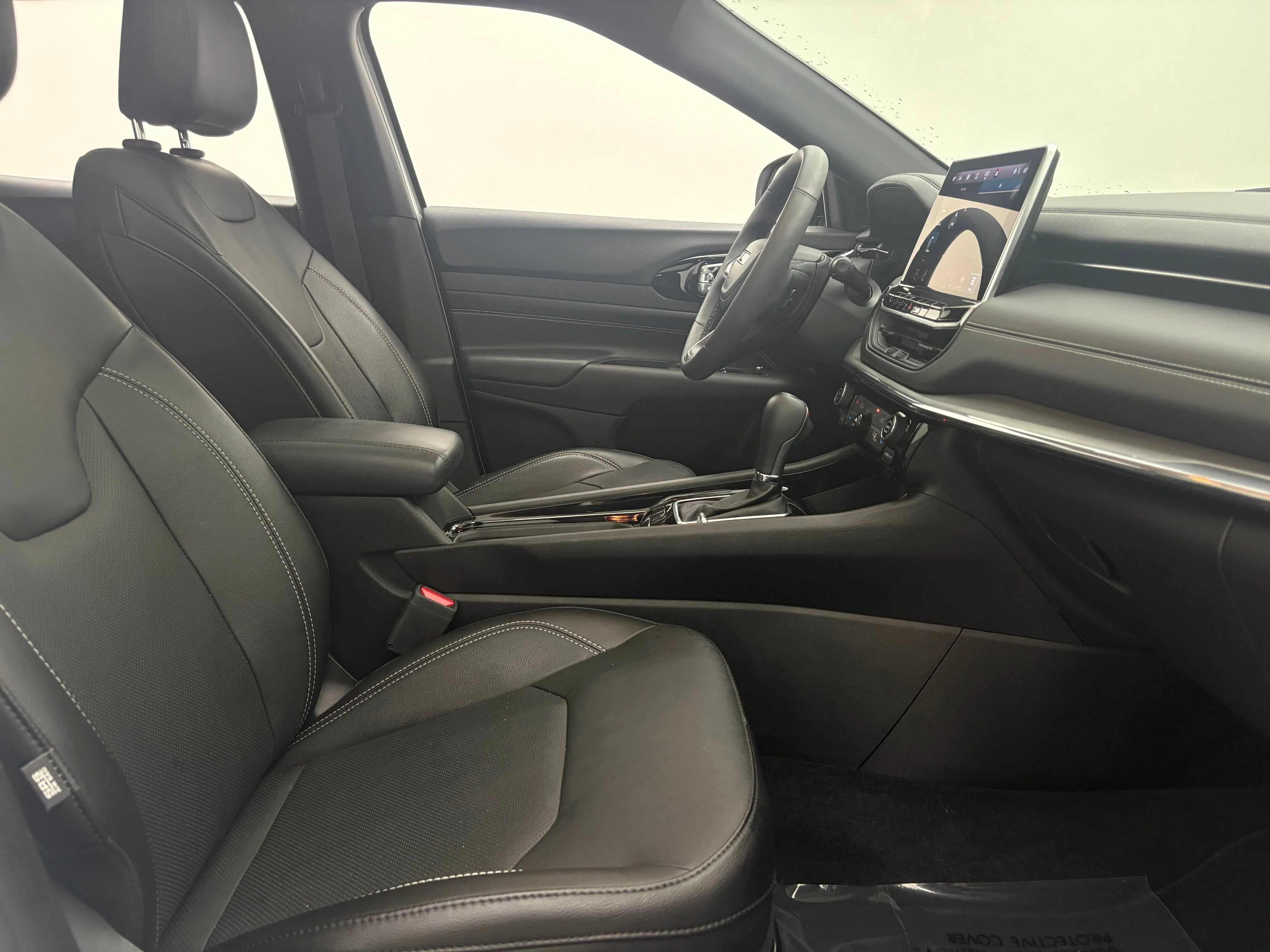 Used 2023 White Jeep High Altitude image 30