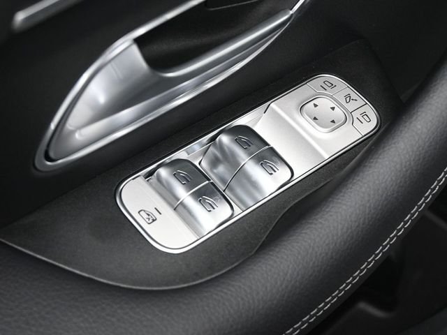 Used 2025 Black Mercedes-Benz GLE 350 image 13