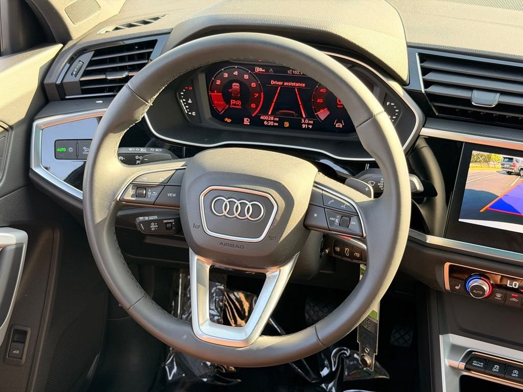 Used 2025  Audi Premium image 20