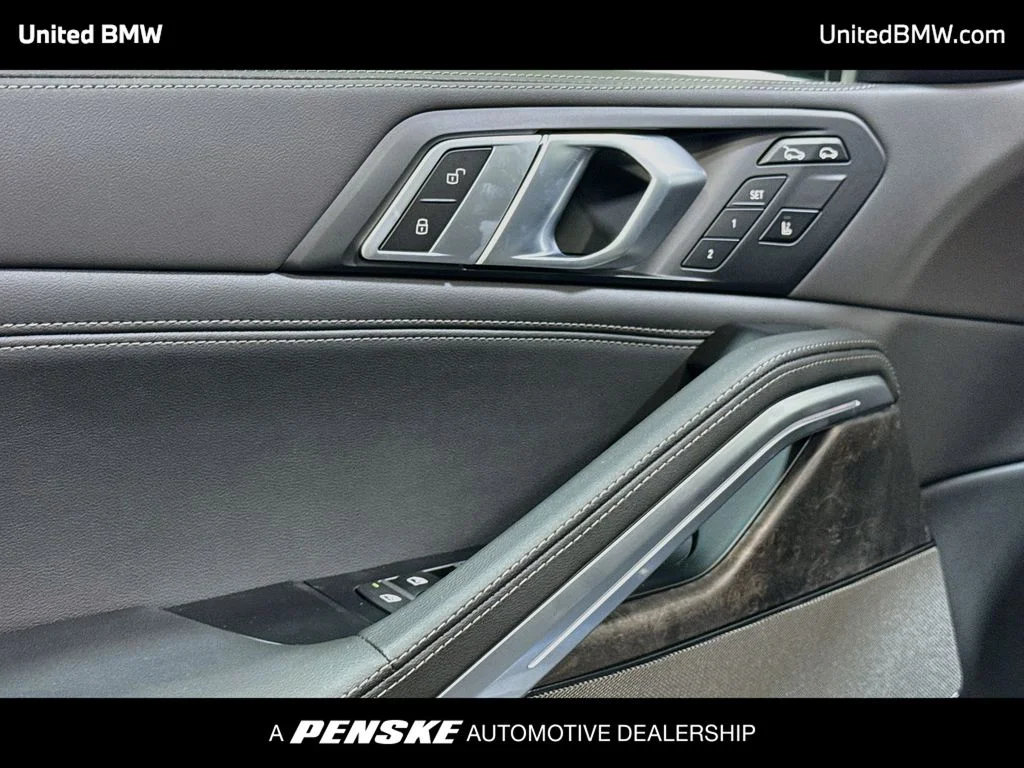 New 2027 Skyscraper Grey Metallic BMW xDrive40i image 10