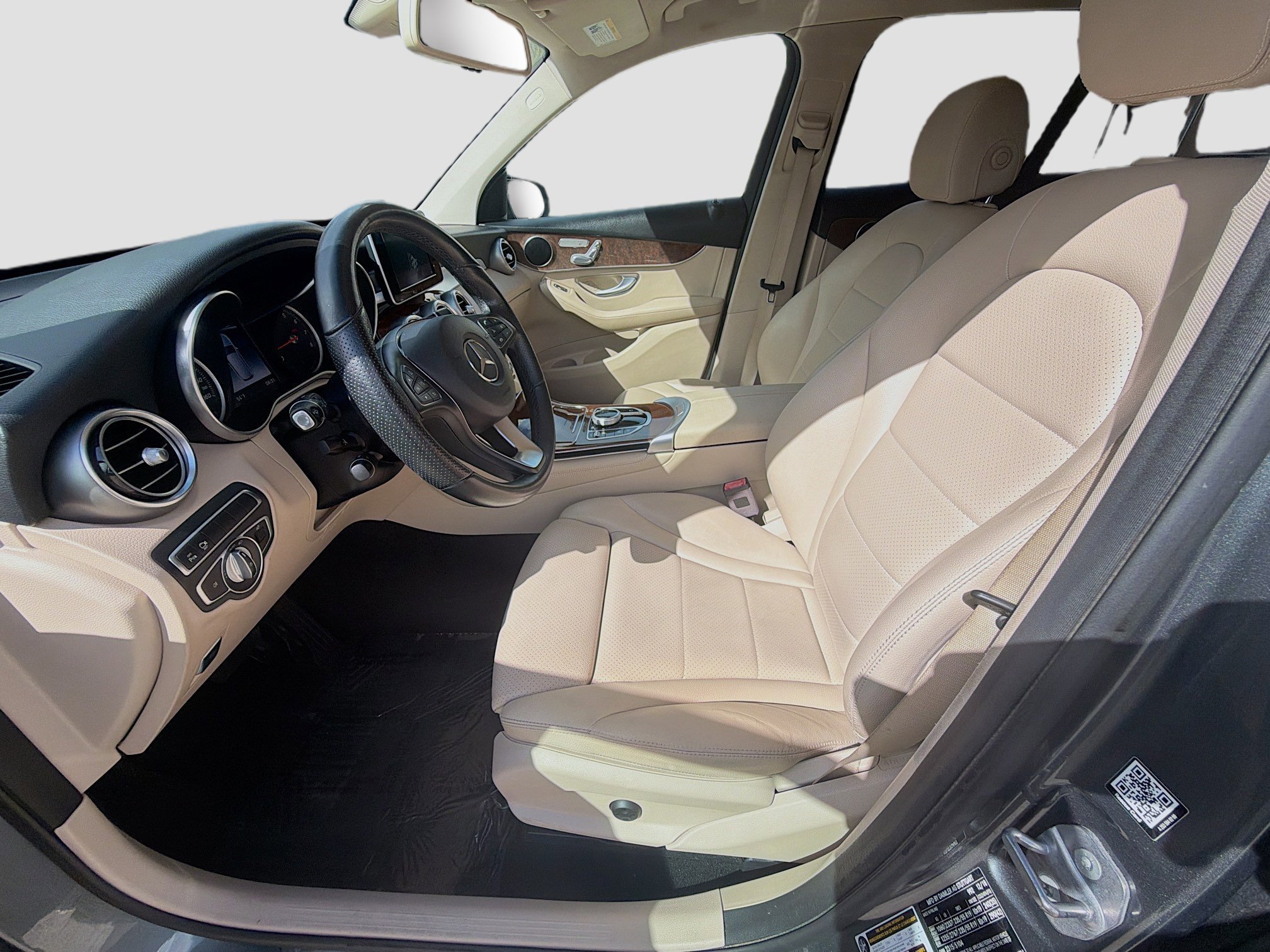 Used 2019 Selenite Gray Metallic Mercedes-Benz GLC 300 image 16