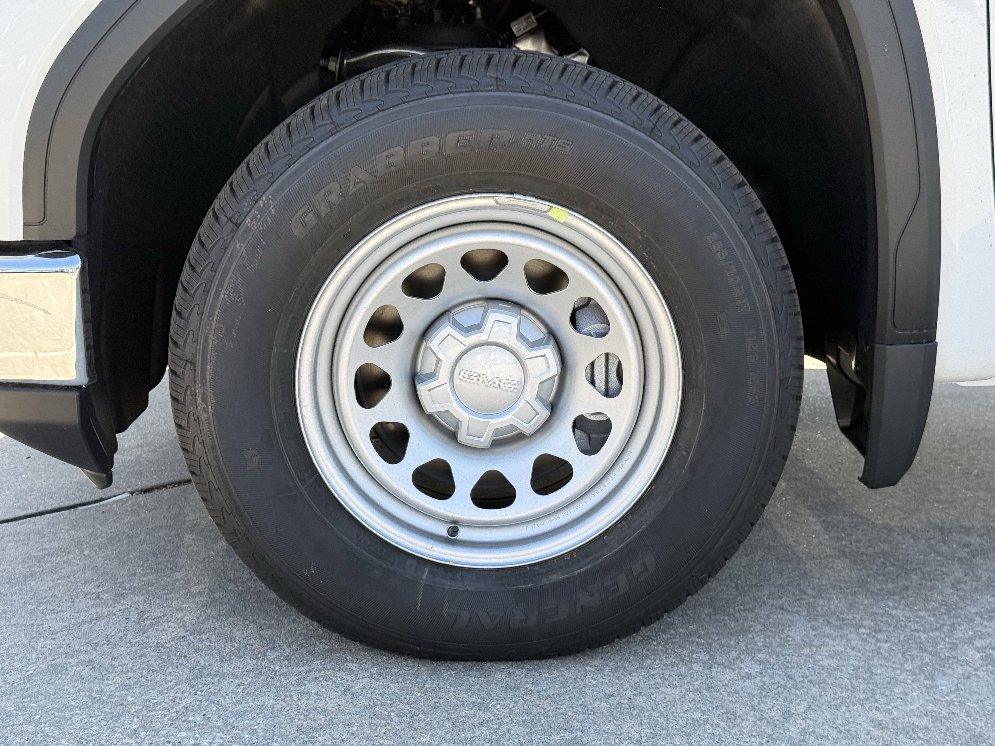 New 2026 Summit White GMC Pro image 8