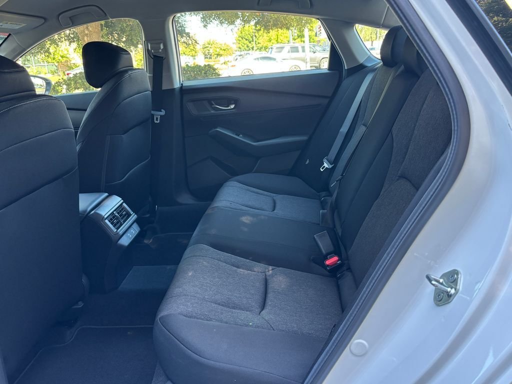 New 2026 Platinum White Pearl Honda LX image 10