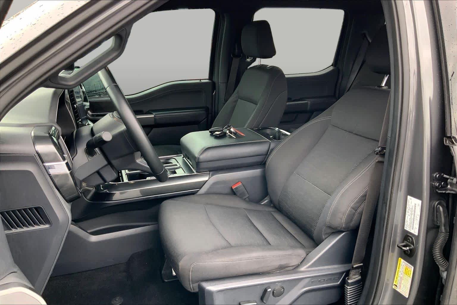 Used 2022 Carbonized Gray Metallic Ford XLT image 8