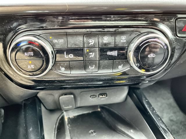 Certified Used 2025 Summit White Chevrolet ACTIV image 18