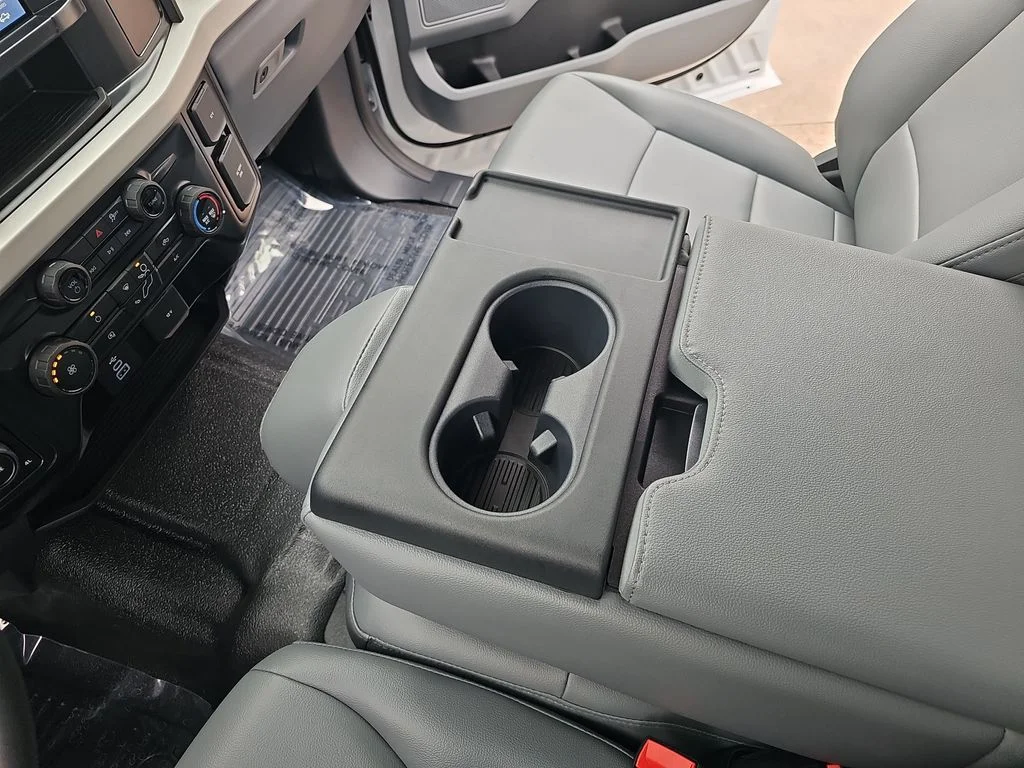 New 2026 Oxford White Ford F-250® XL image 23