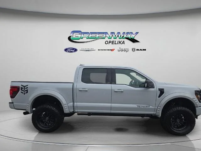 New 2025 Space White Metallic Ford XLT image 8