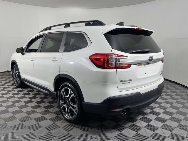 Used 2023 Crystal White Pearl Subaru Limited image 14