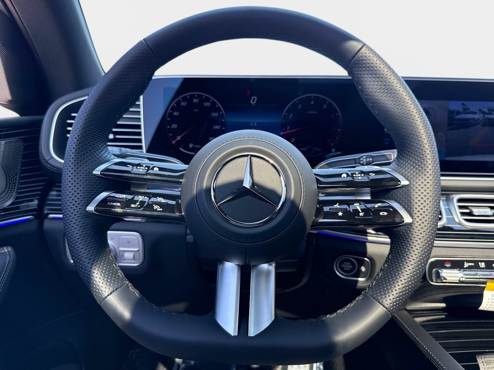 New 2026 Polar White Mercedes-Benz 450 4MATIC® Coupe image 29
