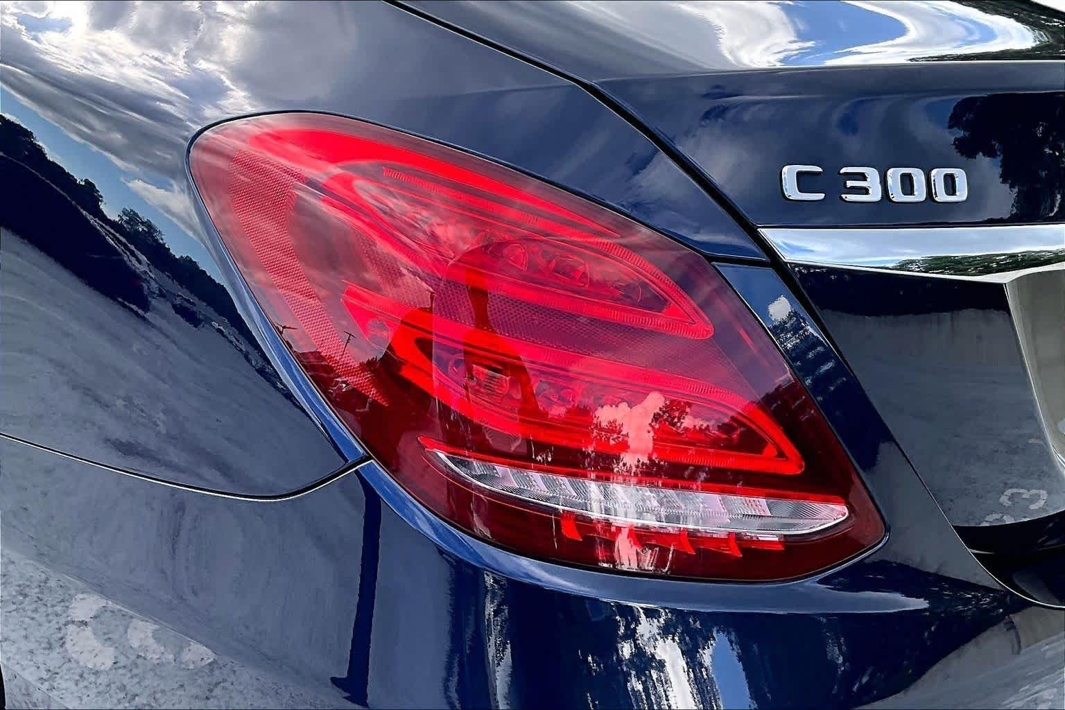 Used 2018 Lunar Blue Metallic Mercedes-Benz C 300 image 29