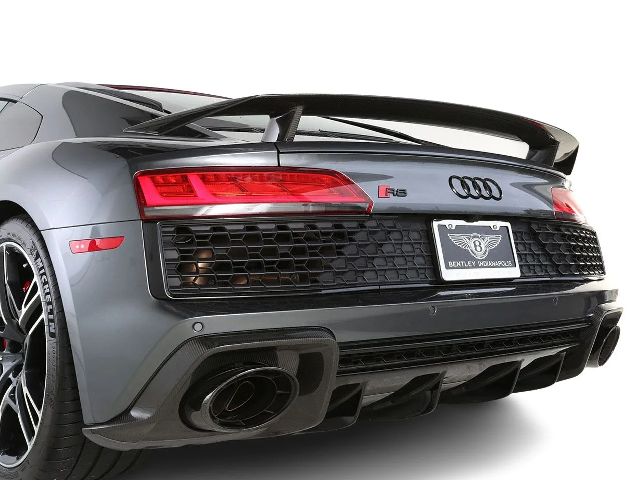 Used 2022 Gray Audi V10 performance image 13