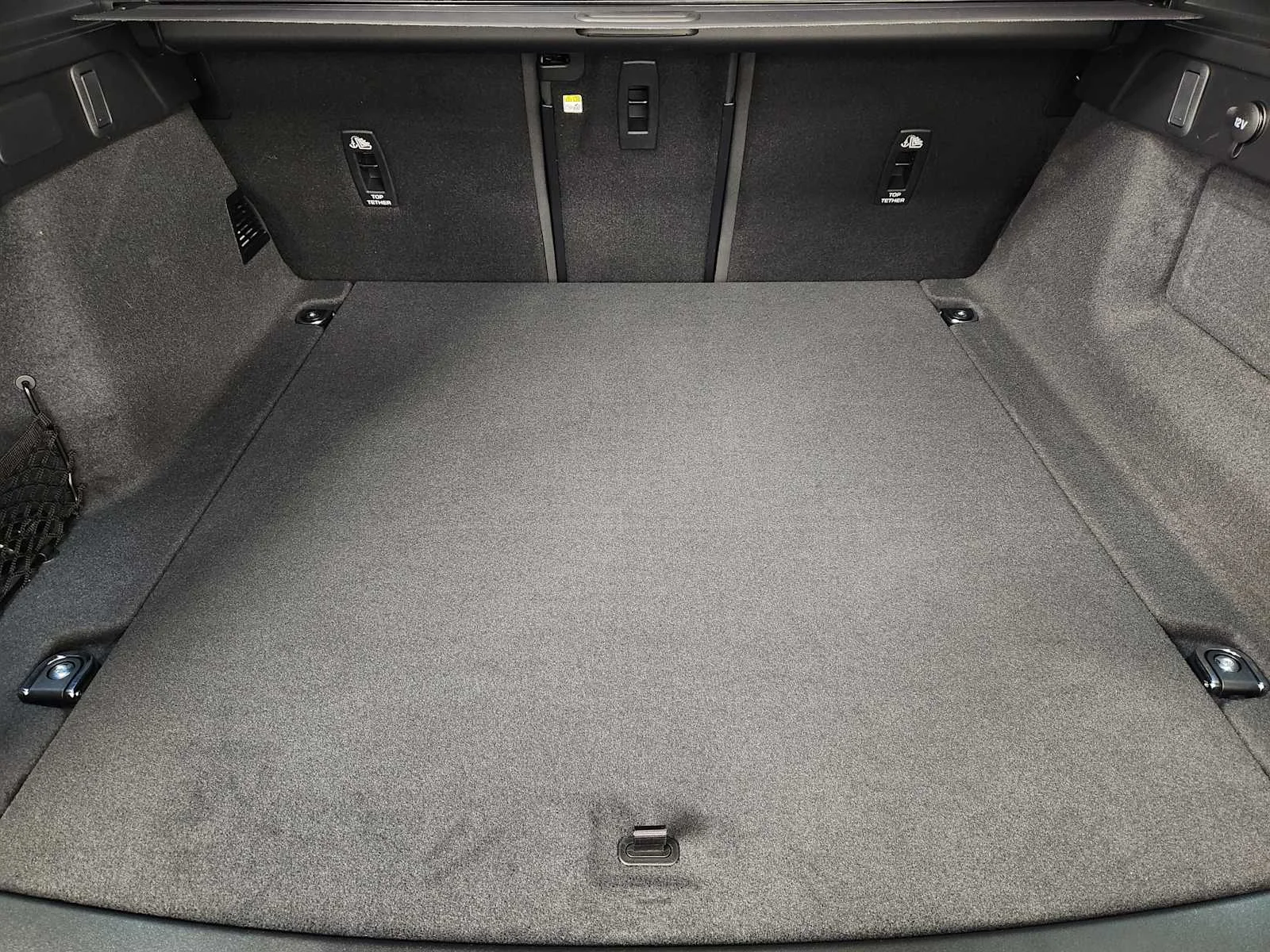 New 2026 Fuji White Land Rover S - P250 image 55