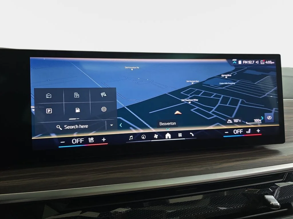 Used 2024 Skyscraper Gray Metallic BMW xDrive40i image 23