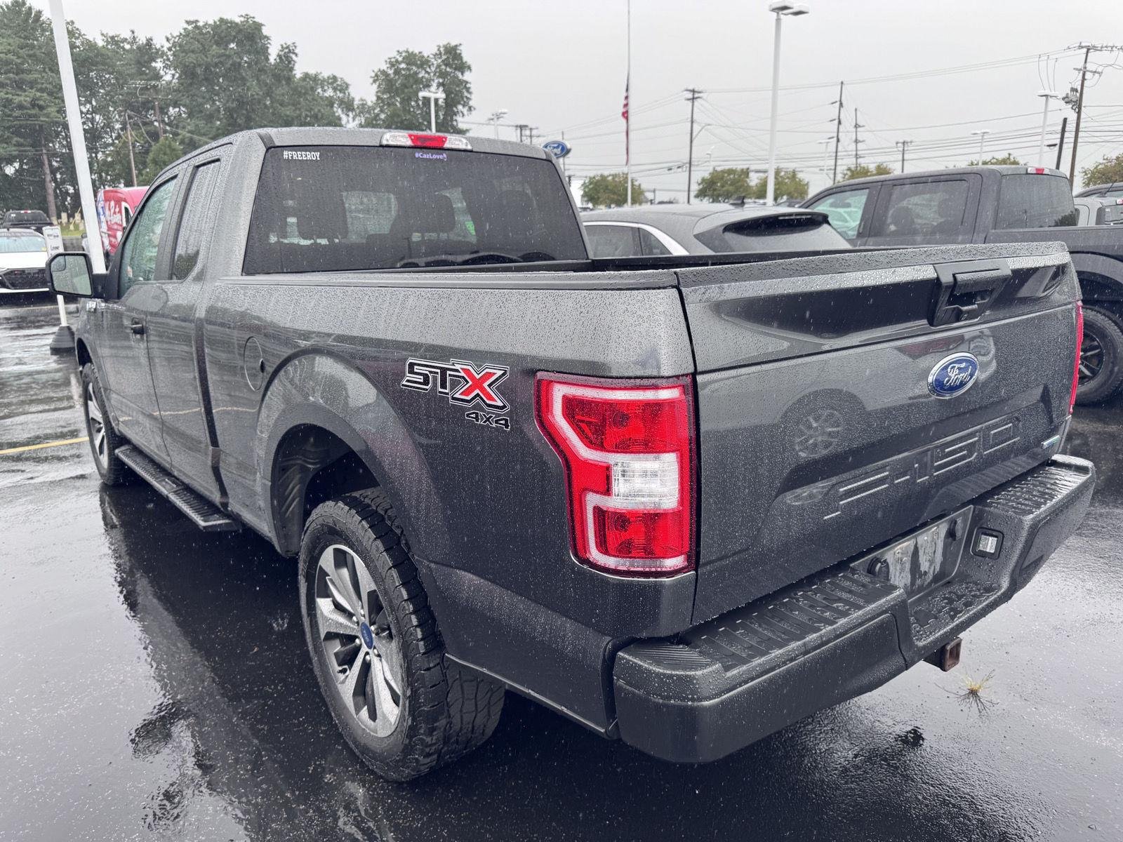 Used 2019 Magnetic Ford XL image 4