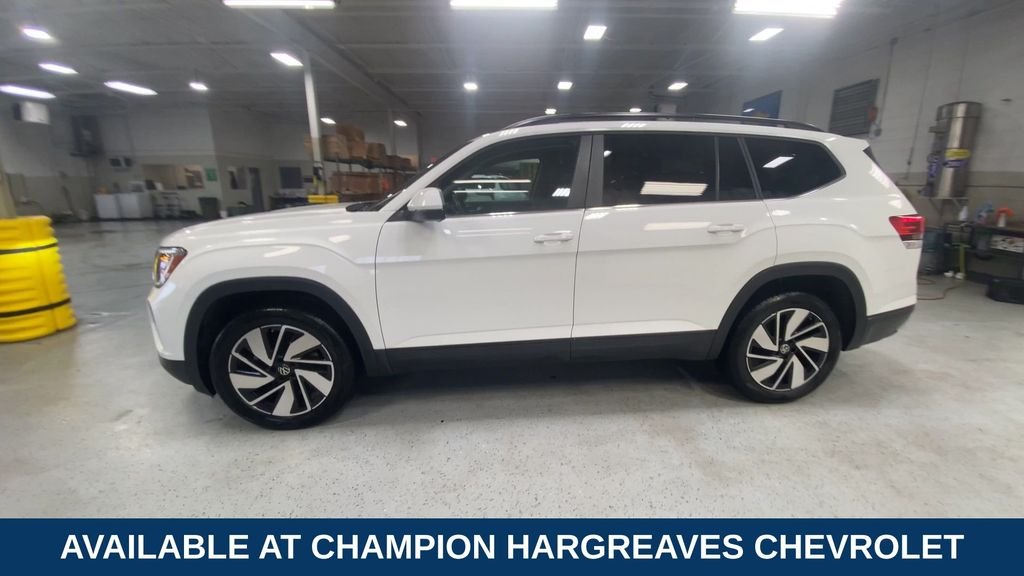 Used 2024 Pure White Volkswagen 2.0T SE w/Technology image 6