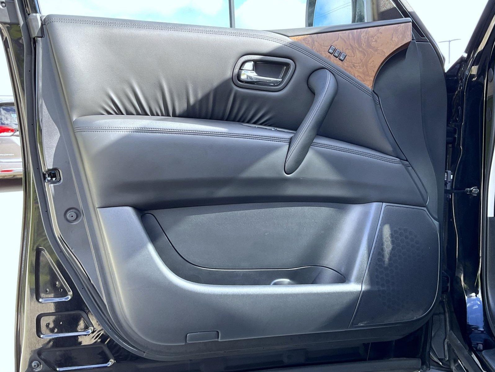 2022 Nissan Armada SL - Photo 12