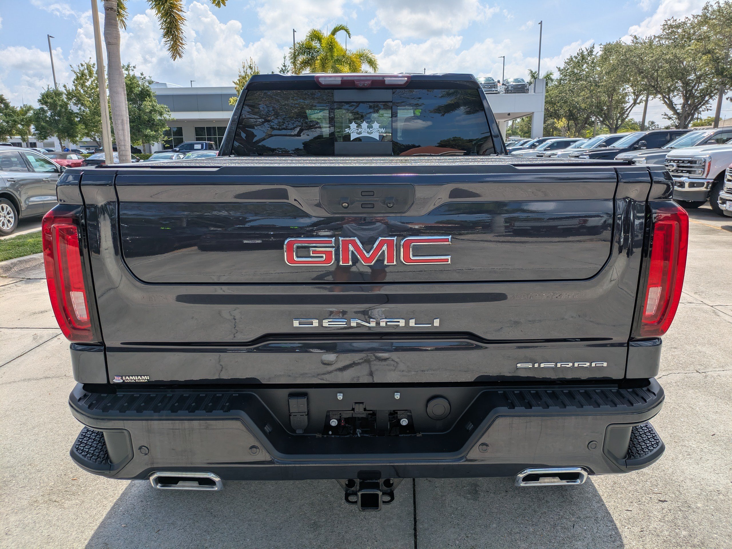 Used 2023 Titanium Rush Metallic GMC Denali image 5
