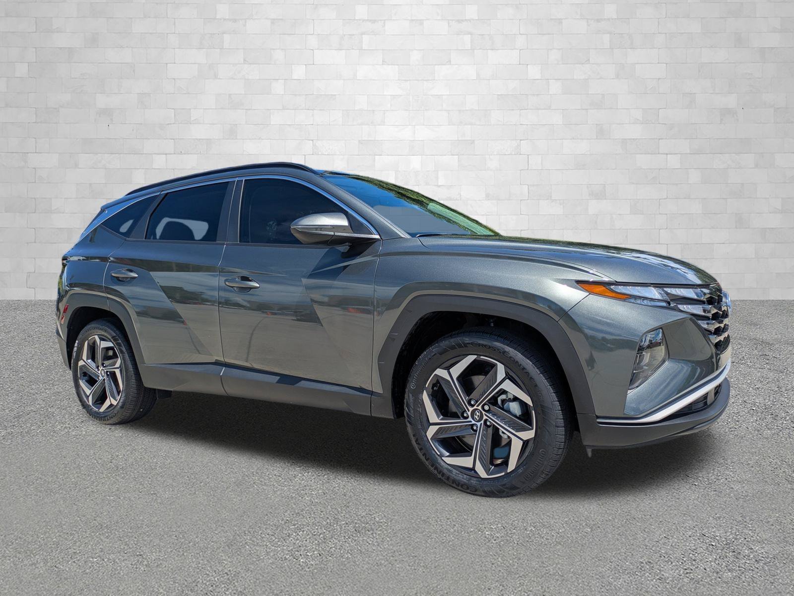 Certified Used 2024 Amazon Gray Hyundai SEL CONVENIENCE image 1