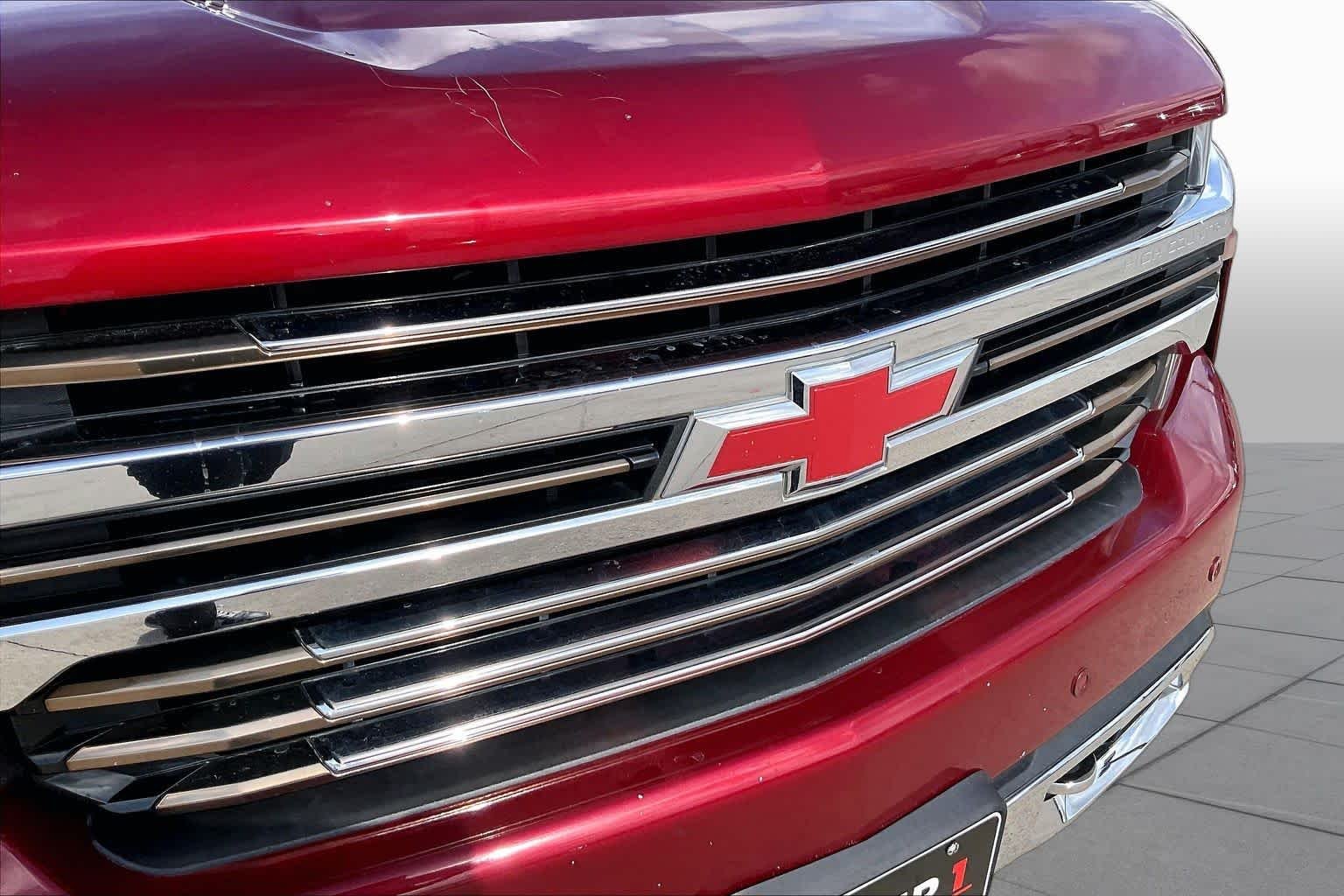 Used 2019 Cajun Red Tintcoat Chevrolet High Country image 30