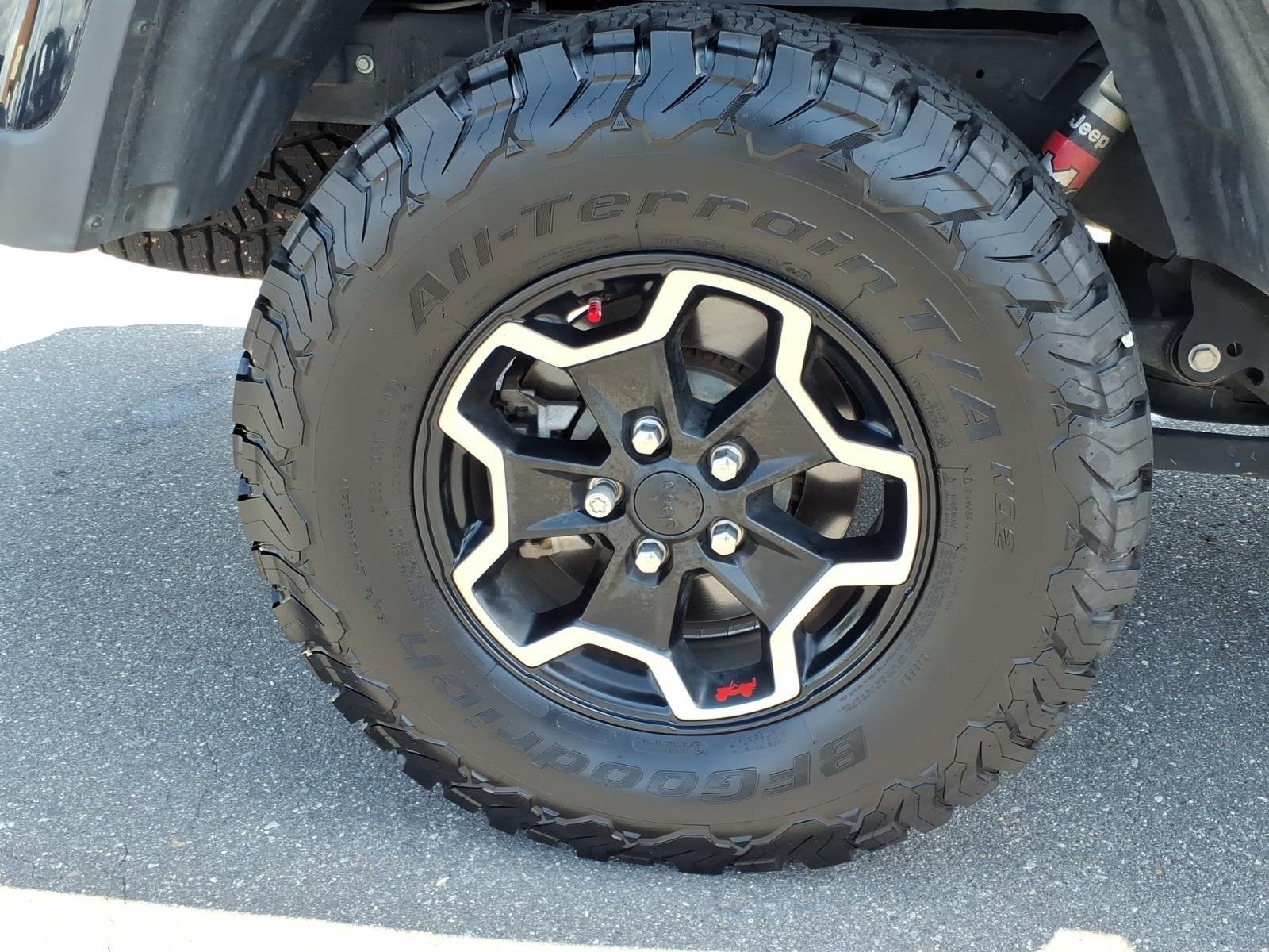 Used 2021 Black Clearcoat Jeep Rubicon image 12