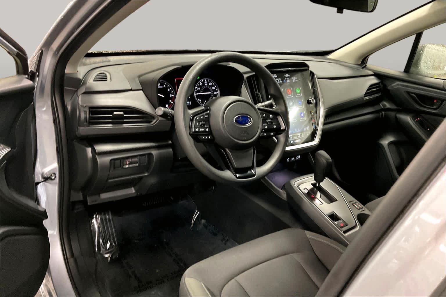 Used 2025 Ice Silver Metallic Subaru Premium image 18