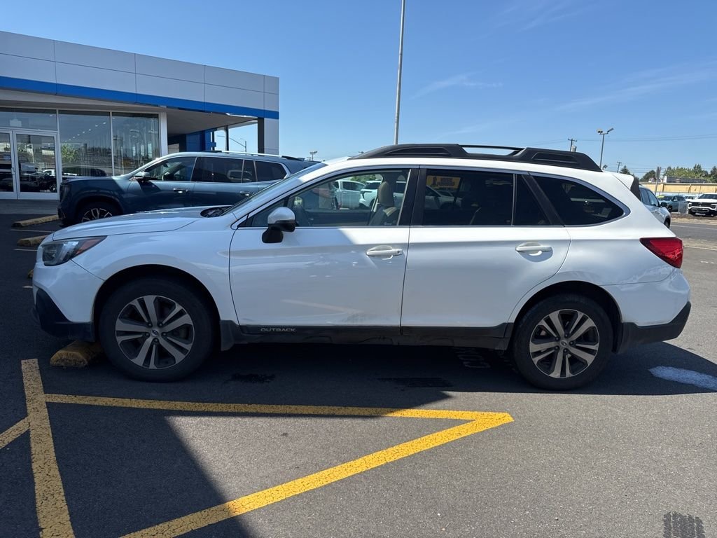 2018 Subaru Outback 2.5i Limited's photo