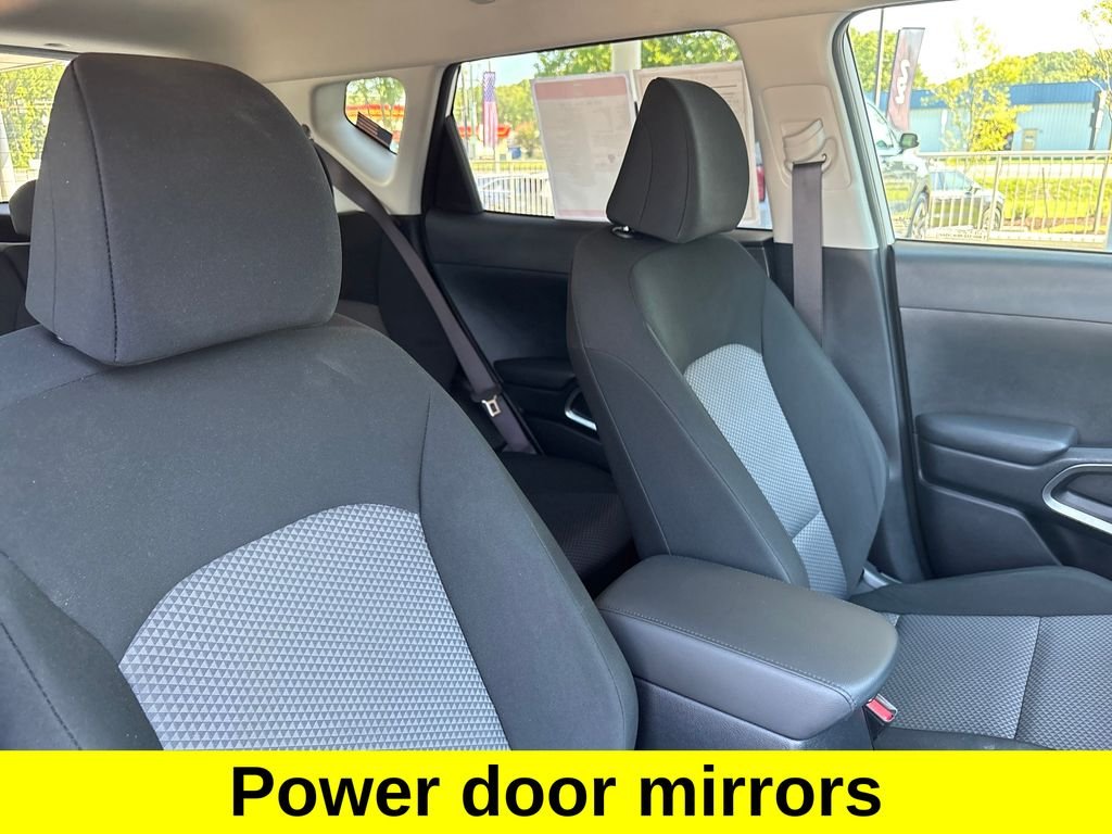 Used 2023 White Kia LX image 39