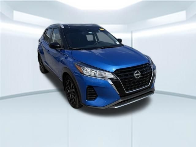 Used 2023 Blue Nissan SV image 4