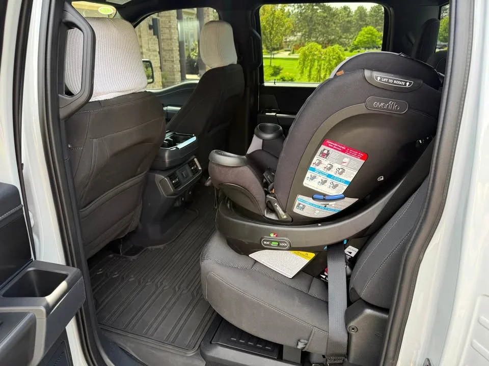 Used 2024 Avalanche Ford XLT image 15