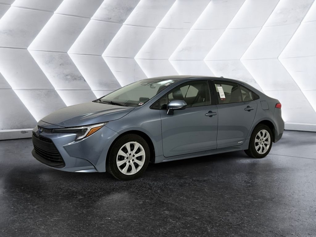 Used 2023 Blue Toyota LE image 3