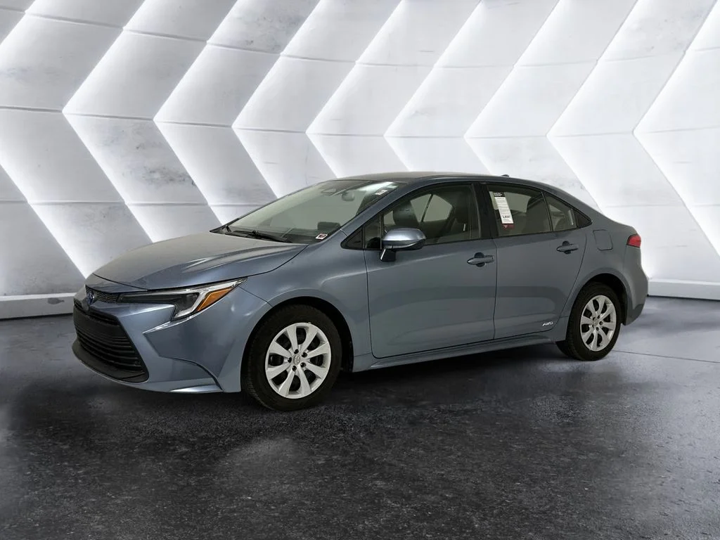 Used 2023 Blue Toyota LE image 3