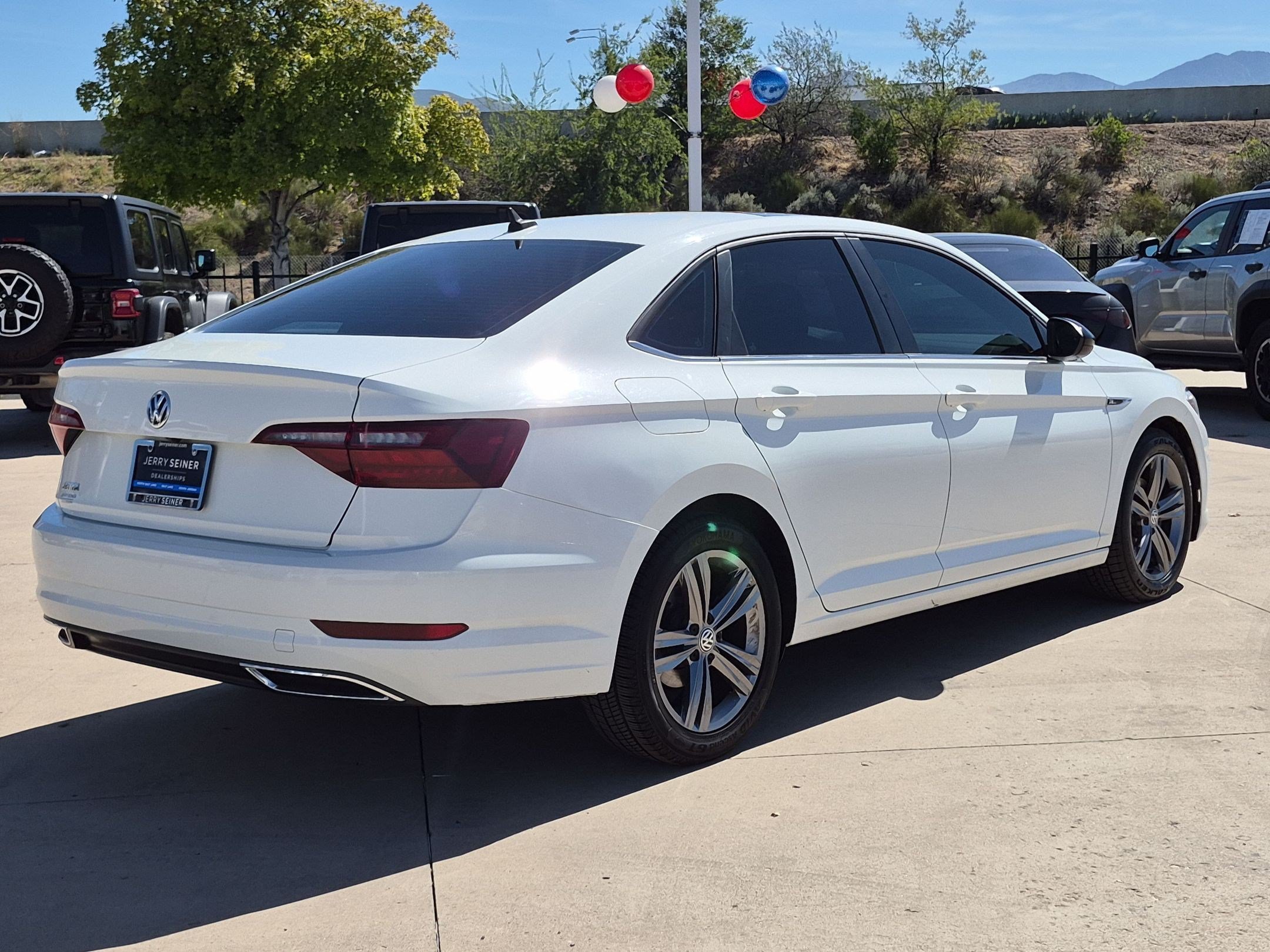Used 2020 Pure White Volkswagen R-Line image 5