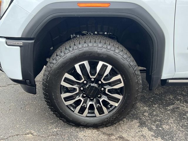 New 2026 Glacier White Tricoat GMC Denali Ultimate image 10