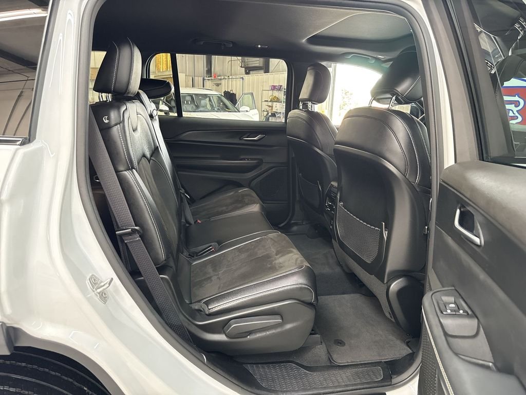 Used 2023 Bright White Clearcoat Jeep Altitude image 17