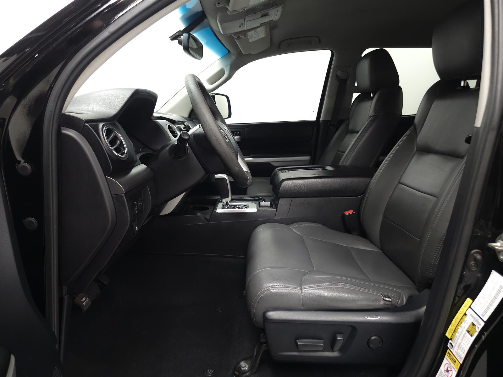 Used 2016 Black Toyota SR5 image 4