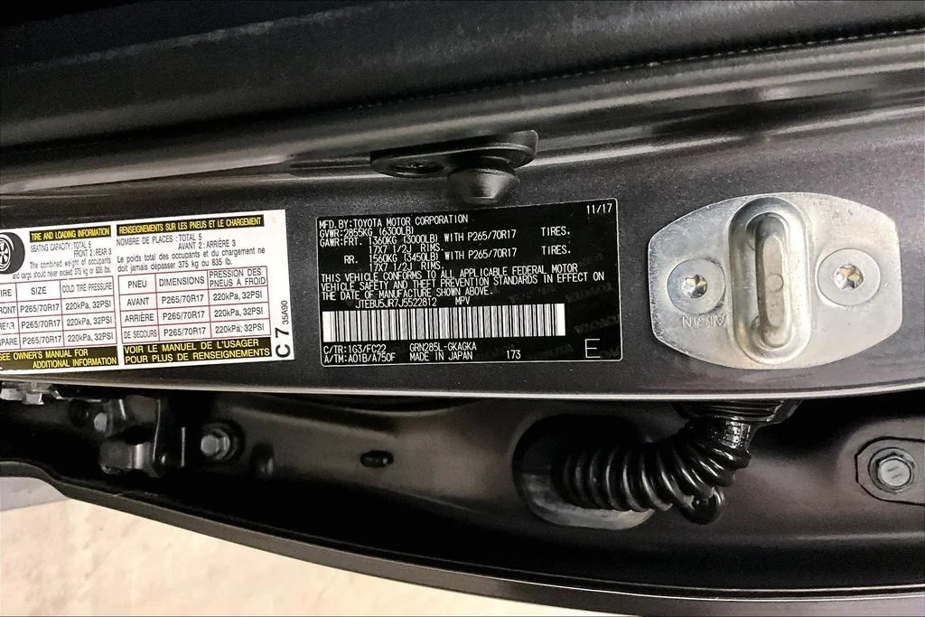 Used 2018 Gray Toyota TRD Off-Road image 19