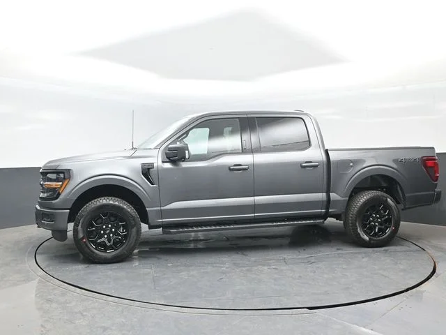 New 2026 Carbonized Gray Metallic Ford XLT image 4