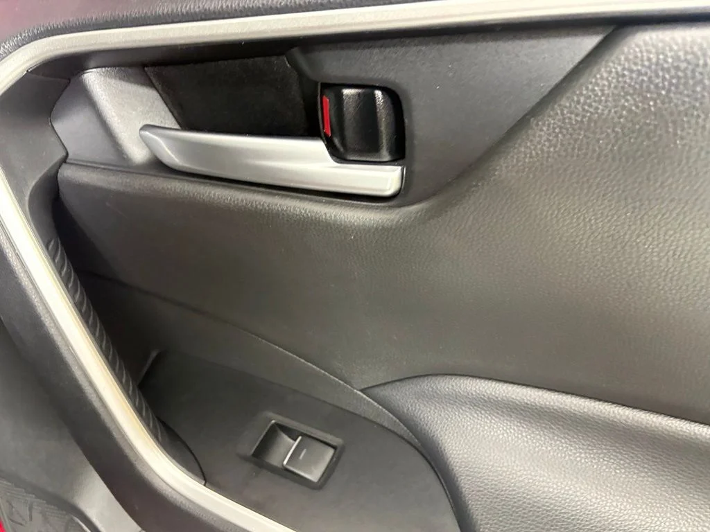 Used 2025 Red Toyota XLE image 20