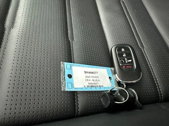 Certified Used 2025  Honda EX-L image 34