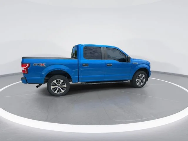 Used 2019 Blue Ford XL image 8