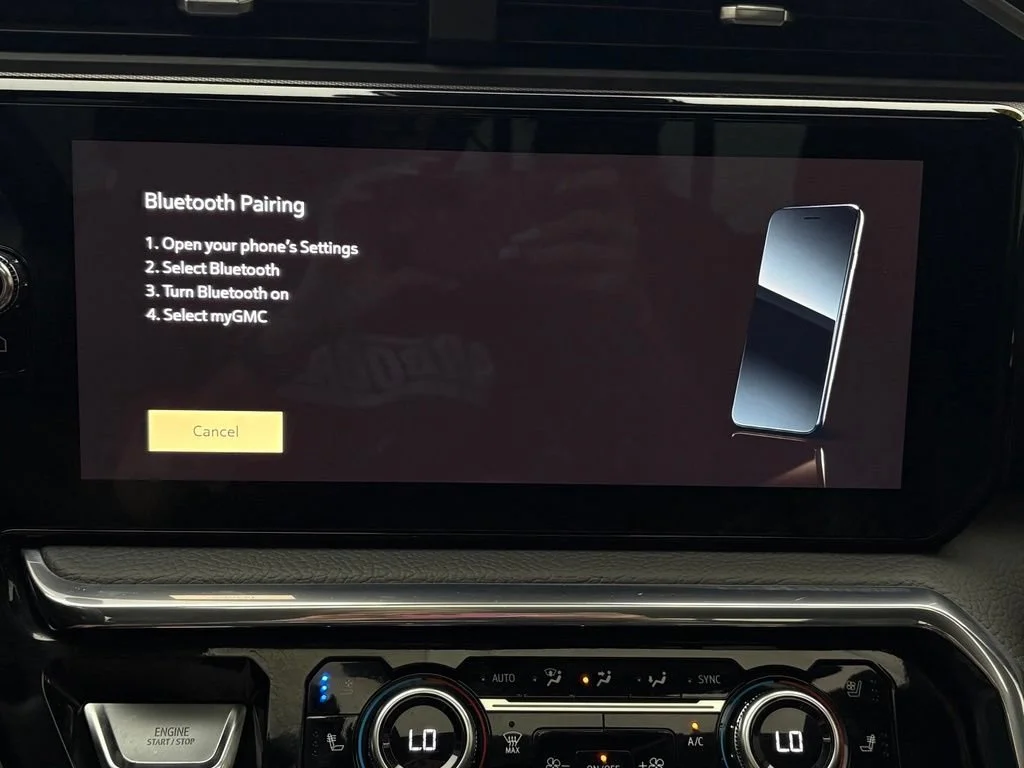 Used 2024 Onyx Black GMC Denali image 27