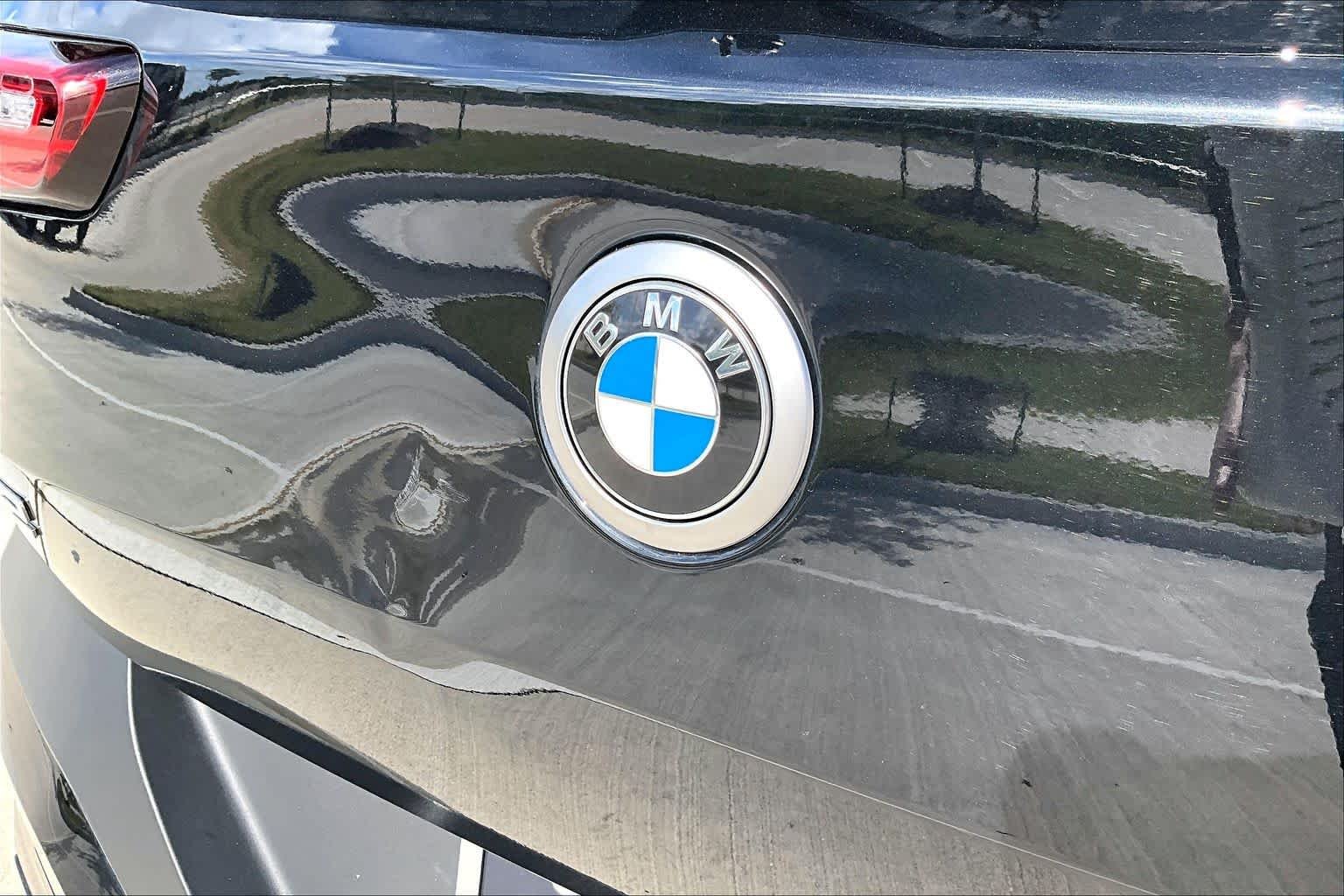 Used 2025 Black Sapphire Metallic BMW xDrive28i image 29