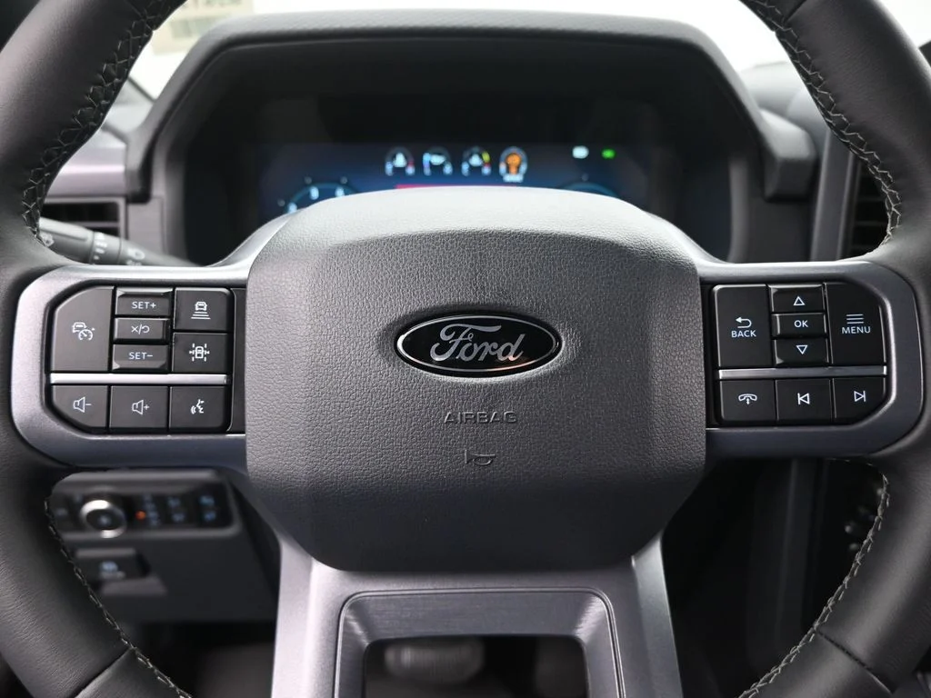 New 2026 Carbonized Gray Metallic Ford XLT image 11