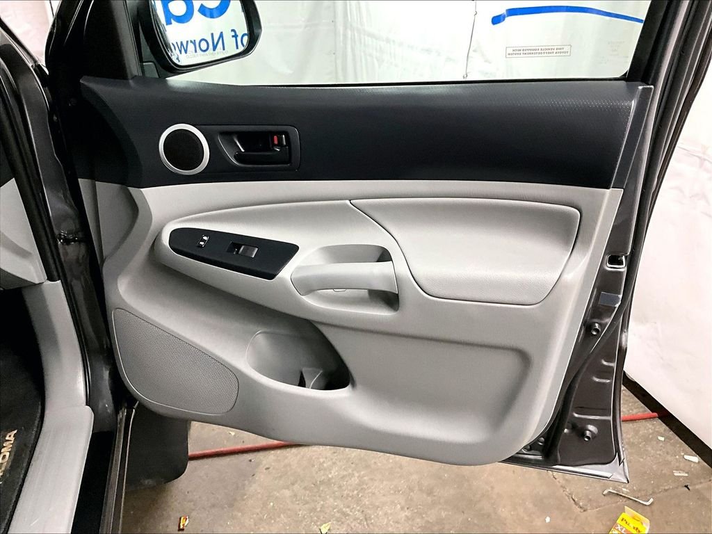 Used 2013 Gray Toyota Base image 12