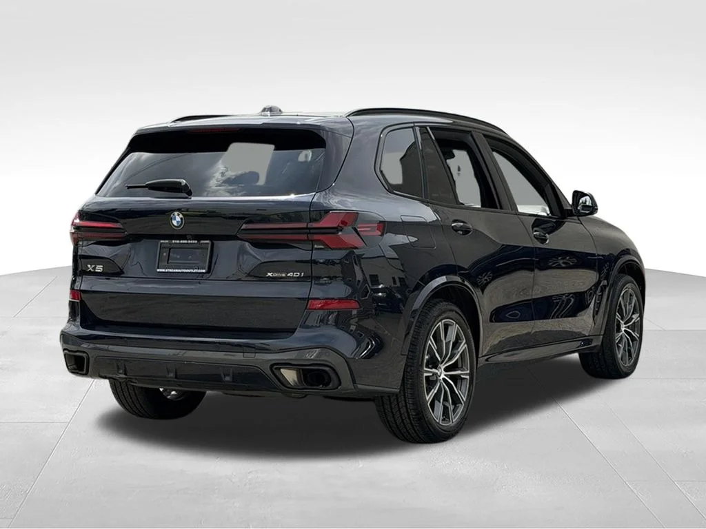 Used 2024 Black BMW xDrive40i image 7